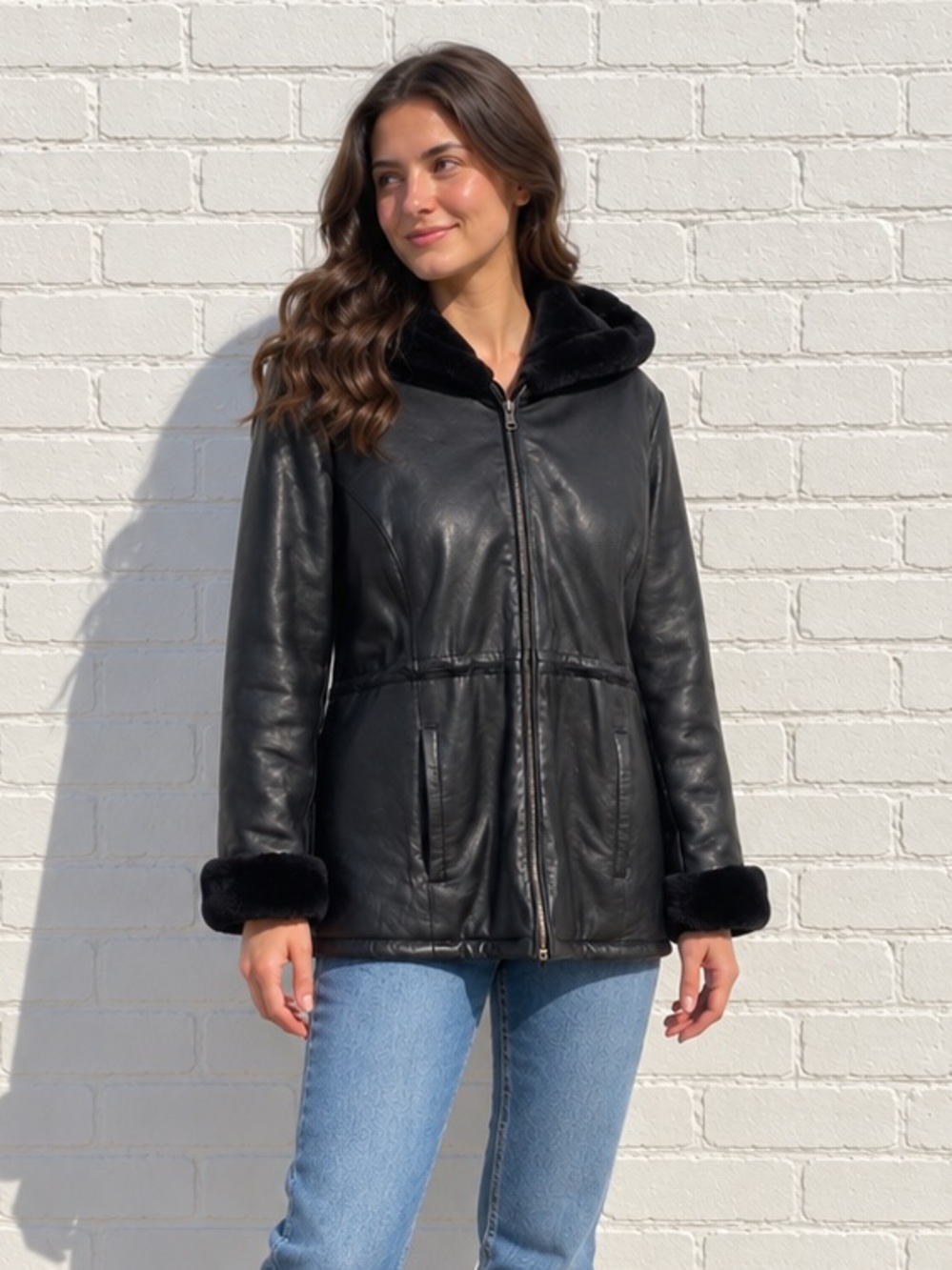 Vintage Black Leather Faux Fur Lined Hood Winter Coat Jacket size Medium 90s Y2K